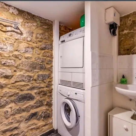 Le Petit Château De Harzé Hébergement de vacances